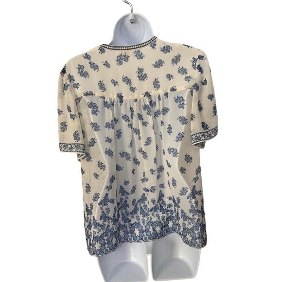 Max Studio Bohemian Blouse Embroidered Short Sleeve Blue & White Medium - Picture 7 of 8